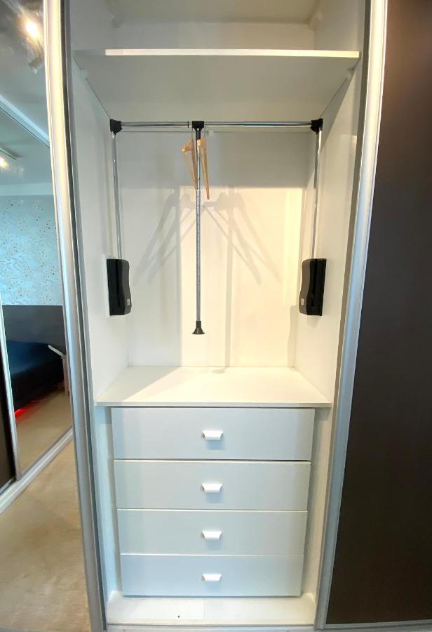 Floydroom'S Pau Chambre Hotes Standing Dans Appartement Partage Proche Chateau Luaran gambar